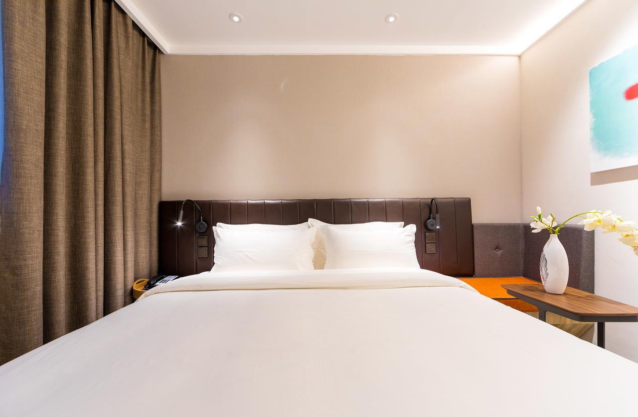 Hanting Premium Hotel Shanghai Dapu Bridge Riyueguang Shopping Mall Exterior foto